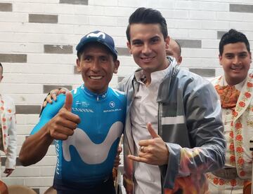 El ciclista boyacense  también se tomó foto con el cantante Pipe Bueno.