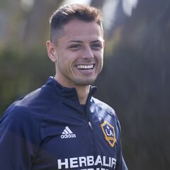 ‘Chicharito’ con futuro incierto en L.A Galaxy, podría regresar a México