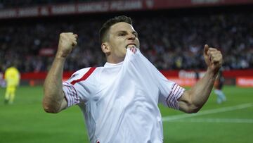 Gameiro celebrates against Celta in Thursday&#039;s Copa del Rey clash. 