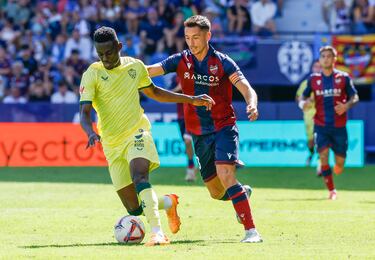 Aprobados y suspensos: el Almería es todo, menos un equipo