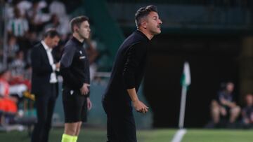 Ania, en la banda de El Arcángel