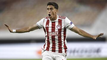 Liverpool land Greek left-back Kostas Tsimikas