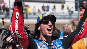 AUSTIN, TEXAS - APRIL 15: Alex Rins of Spain and LCR Honda Castrol celebrates the second place on track at the end of the MotoGP Of The Americas - Sprint on April 15, 2023 in Austin, Texas.   Mirco Lazzari gp/Getty Images/AFP (Photo by Mirco Lazzari gp / GETTY IMAGES NORTH AMERICA / Getty Images via AFP)