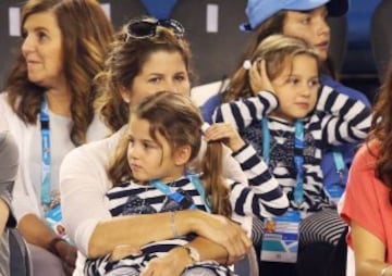 Las grandes figuras del tenis compartieron con los niños antes de que comience en torneo.