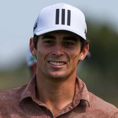 Niemann revive en Torrey Pines y pasa el corte en el US Open