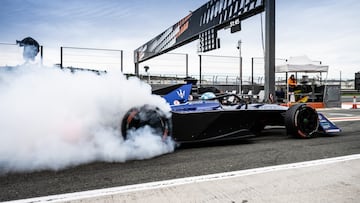 Max Gunther, con el Maserati durante los test de la Fórmula E en Valencia 2022.