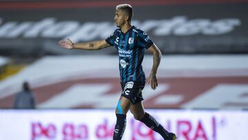 Kevin Ramírez durante un partido de Gallos Blancos