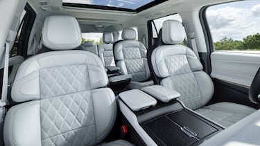 La experiencia de viajar en una camioneta de lujo de 3 millones de pesos