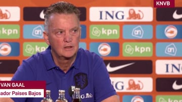 Van Gaal compara a Verstappen con Depay y consigo mismo