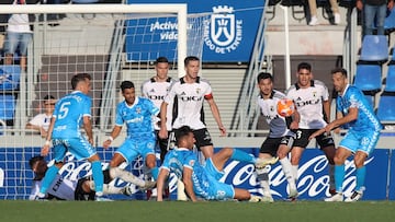 El Tenerife, en su último partido ante el Burgos.