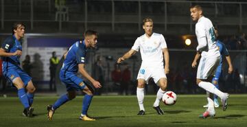 Marcos Llorente y Theo Hern¨¢ndez.