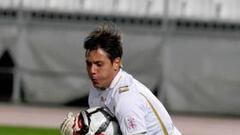 Alves encandila a media Europa y guiña a Dunga