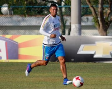 Primer entrenamiento de la Selección pensando en Bolivia