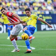 El Cádiz empata con el Athletic, pero con Pellegrino parece otro