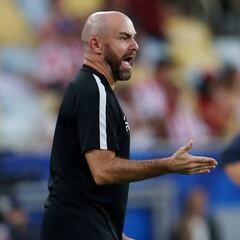 ¿Quién es el DT de Qatar, próximo rival de Colombia?