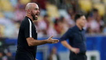 Este es Félix Sánchez, el técnico de la Selección de Qatar que enfrentará a Colombia en la Copa América