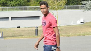 Raphael Varane, en una imagen de archivo en una concentración con la selección de Francia.