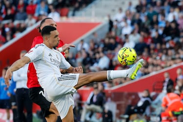 La maldición del lateral derecho golpea al Madrid