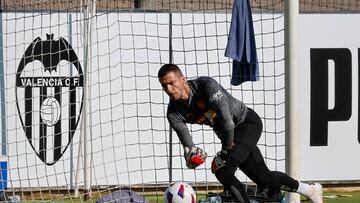 10/10/23
ENTRENAMIENTO DEL VALENCIA CF - JAUME DOMENECH