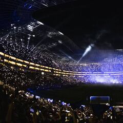 ¡Espectacular!; Show de luces en la casa de Rayados previo a la Final