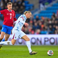 Haaland, tres partidos sin marcar con Noruega