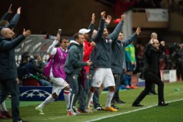 Los jugadores del Mónaco celebraron la clasificación a los cuartos.