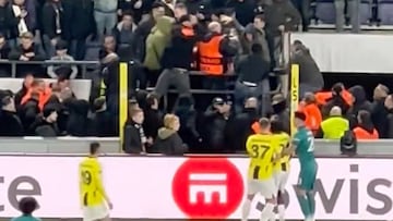 Esta es la pelea por la cual se detuvo el Fenerbahce vs Anderlecht