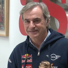 Carlos Sainz visitó la redacción del Diario AS