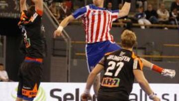 Barachet, en un lanzamiento contra el Grabollers