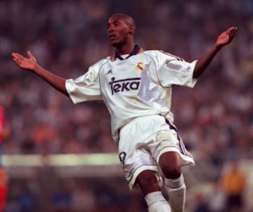 Nicolas Anelka moved to Real Madrid in 1999 for 33 million euro. One disappointing season later he was back with PSG for the same sum of money. The French international subsequently wore the shirt of Liverpool, Manchester City and Bolton Wanderers among o