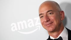 What is Jeff Bezos’ net worth? How much money does he make?