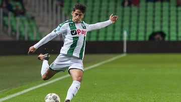 Barcelona: Reis to join LaLiga club from Groningen - report