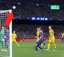 Se entiende el sufrimiento del portero: el diabólico efecto de una falta de Messi, visto desde atrás