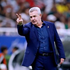 Javier ‘Vasco’ Aguirre se ‘aferra’ en el camino mundialista por tercera vez