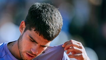 The 2025 Barcelona Open runner-up will undergo scans on his right adductor. After the final, he paid tribute to Nadal, who sent him a message of support.