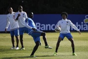 La Selección Colombia realizó su último entrenamiento en la Sede de la Universidad Católica San Carlos de Apoquindo.