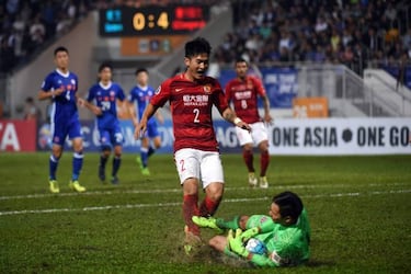 Scolari’s Evergrande stun Eastern and female coach 'Beef Ball'