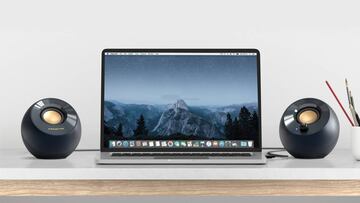 Creative lanza sus nuevos altavoces minimalistas Pebble V2