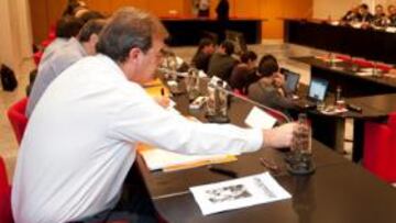 <b>LOS 18 CLUBES, REPRESENTADOS. </b>Todos los clubes ACB ratificaron el nombramiento de Agustí como nuevo director general de la ACB. También se aprobaron las cuentas.