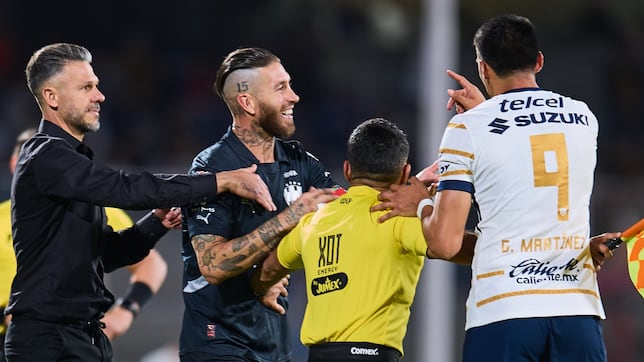 Adonai Escobedo, el elegido para pitar el Monterrey vs Pumas del Play-In