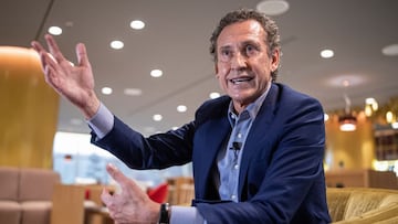 Valdano durante una entrevista.