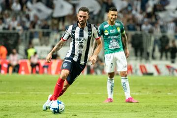 Su constancia lo ha llevado a tocar techos muy altos en su carrera que catapultó a Europa donde incluso jugó Champions League con el Porto. Ahora Layún juega con Monterrey intentando mantener su nivel.