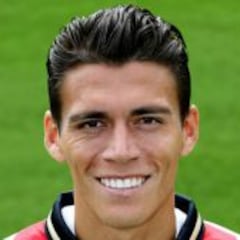 Héctor Moreno debutó en Holanda en goleada del PSV