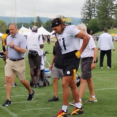 Chase Claypool leaves Pittsburgh Steelers practice due to injury