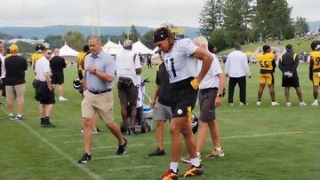 Pittsburgh Steelers wide receiver Chase Claypool, called to be the WR1 on offense this year, was injured on his right shoulder and had to leave practice.