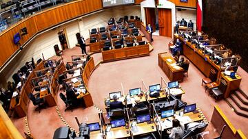 Segundo retiro 10% AFP: ¿qué proyecto está más cerca de aprobarse, el del Gobierno u oposición?