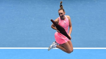 Mertens anula a Kanepi para levantar su sexto título