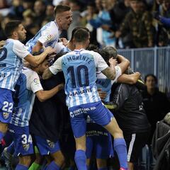 El Málaga se aferra a su fortaleza en La Rosaleda