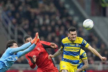 El mediocampista inglés del AC Milan, Ruben Loftus‑Cheek, sufrió una de las lesiones más graves de su carrera durante el partido ante el Parma correspondiente a la jornada 26 de la Serie A.