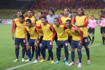 Morelia enfrentará a The Strongest en los playoffs de la Copa.